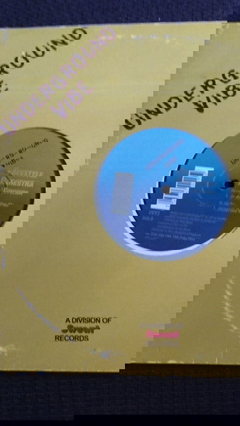 Freestyle Orchestra - Mass Confusion 10" single