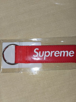 Supreme keychain new, red