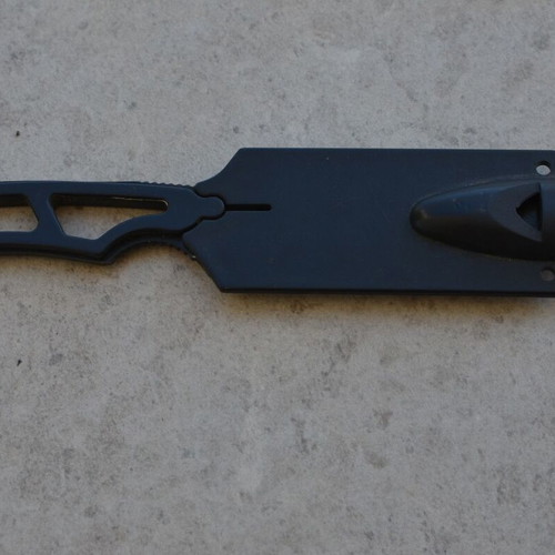 Carbon Steel Vintage Hunting Knife New from The Eagle Collection 4040