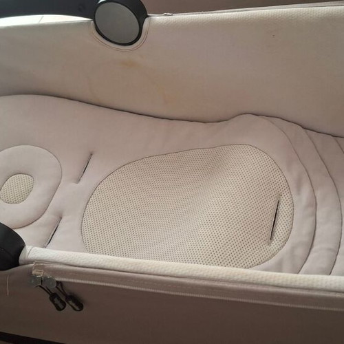 Inglesina Electa Car Seat like new for infants