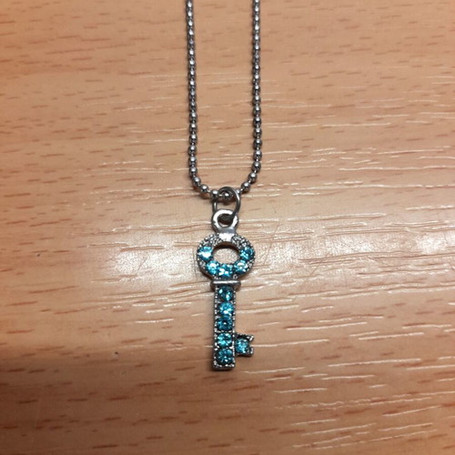 Key necklace new with chain and turquoise rhinestones