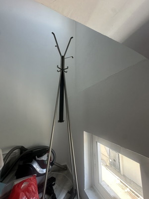 Coat rack with multiple hooks