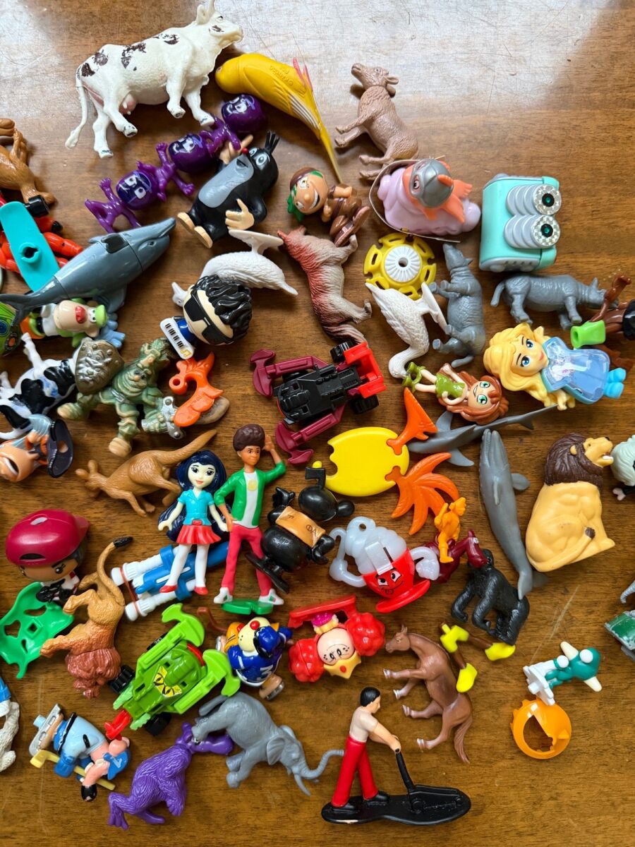 Kinder Surprise figures used, pack of 60… - € 9,99 - Vendora.cy