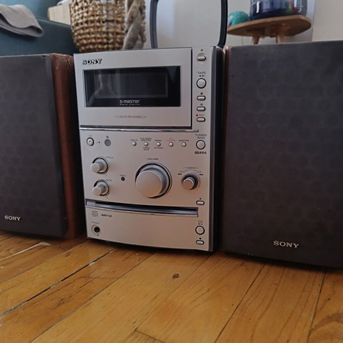 Sony CMT-CPX 1 Micro Hi-Fi Component System used, CD not working