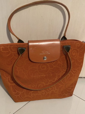 Longchamp orange tote bag shoulder used, soft velvet texture