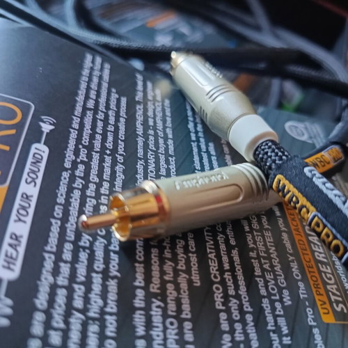 WBC PRO RCA Audio Cable Amphenol 1.8m New, 2 Pieces