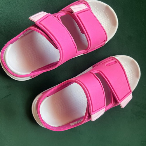 Adidas Swim Sandals Size 32 Pink Like New