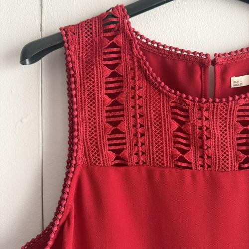 Sfera sleeveless red top