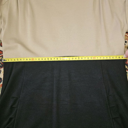 Women's dress with pleats like new, black and beige, size L