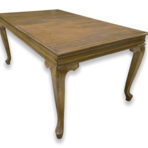 Antique extendable table used, dimensions 100 x 150/180/210 cm