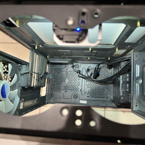 Raidmax Narwhal 920WB computer case like new, Full Tower