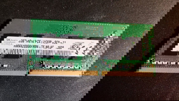 Laptop DDR4 2GB RAM