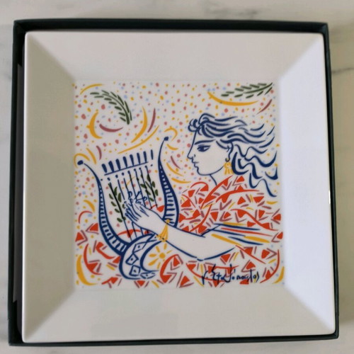 Plate painted by G. Stathopoulos like new, large square