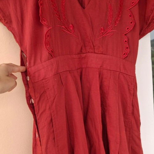 Karavan dress red with embroidery like new, size M