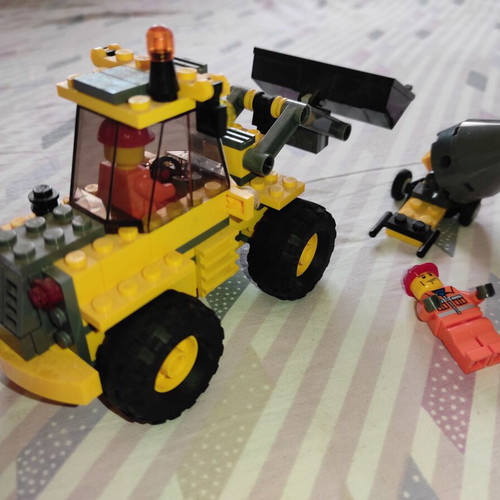 Lego City 7630 and 5610 used with instructions without boxes