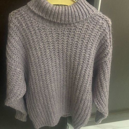 Turtleneck sweater like new, 15% wool, purple