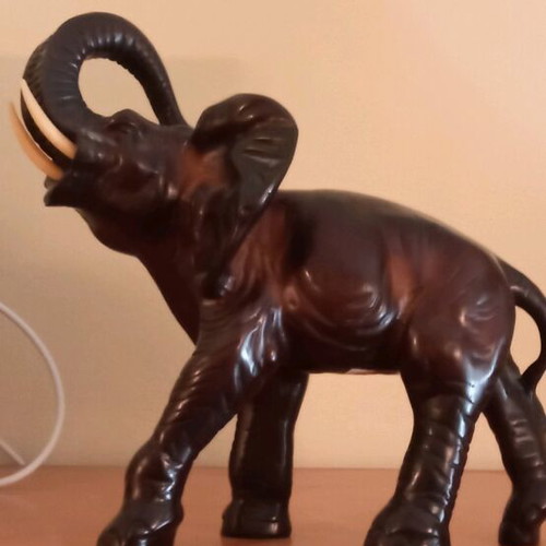 Decorative elephant like new