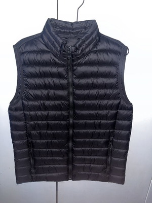 Sleeveless vest new, water-resistant, black, size L