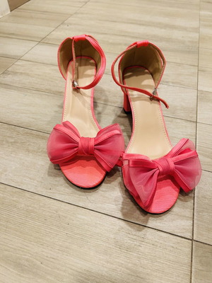 Pink women's sandals with bow, size 45, like new