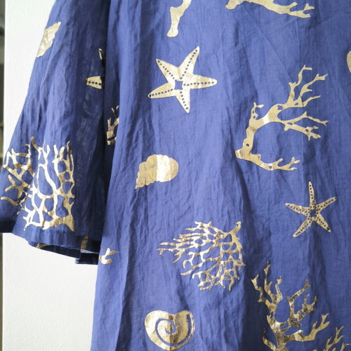 Women's blue shirt with gold designs, 3/4 sleeves, adjustable