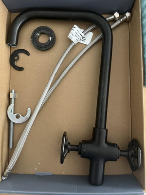 Ikea faucet like new, barely used