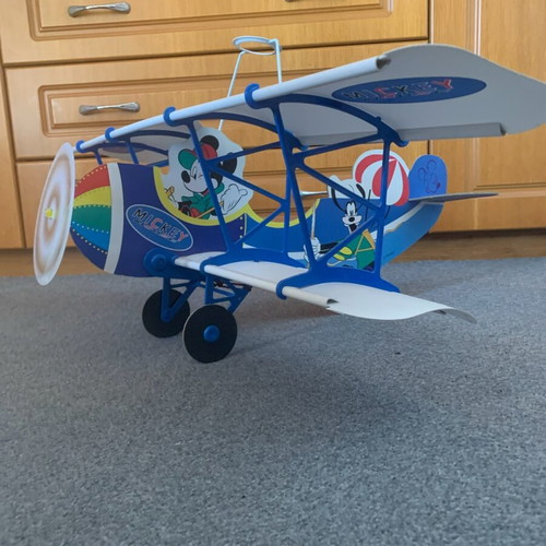 CHILDREN'S AIRPLANE LIGHT IN EXCELLENT CONDITION