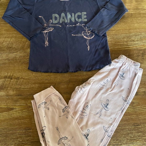 Pajama set 8 years used