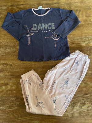 Σετ πιτζάμες 8 ετών μεταχειρισμένο