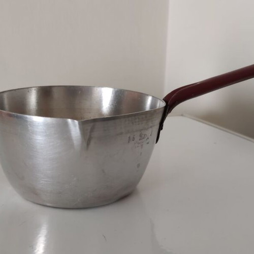 Vintage aluminum kitchenware set used, 2 pieces