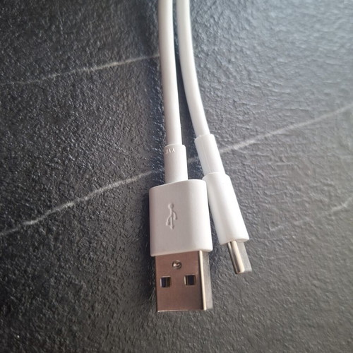 USB-A to USB-C charging and data cable, white, fast charge
