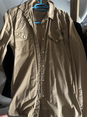 Asos dress shirts like new, black and beige, size M, set of 2