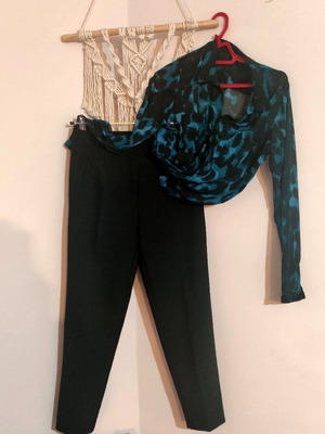 Women's set pants and shirt like new, black and turquoise