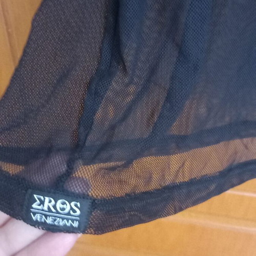 Negligee lingerie Ross black like new, medium size, adjustable straps