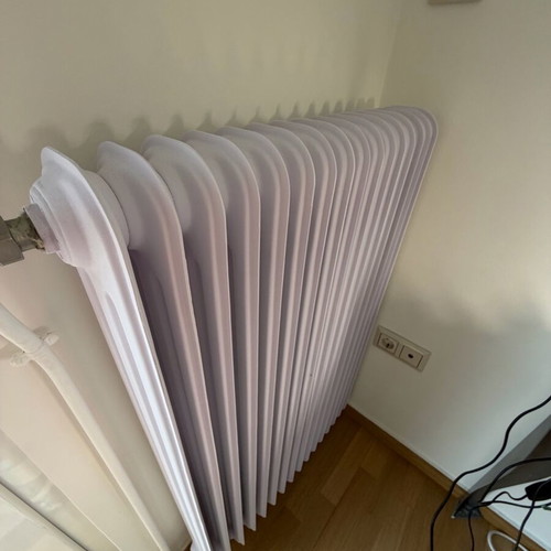 Heating radiators like new, 8 units plus 2 extra, 276 sections total