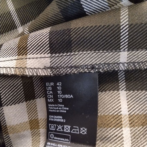 H&M checked midi skirt with belt, size 42