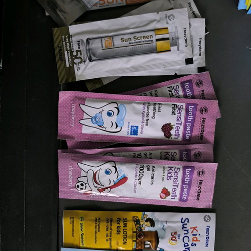 Frezyderm sample pack of sunscreens and toothpastes new