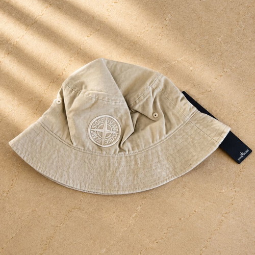 Stone Island bucket hat new, beige