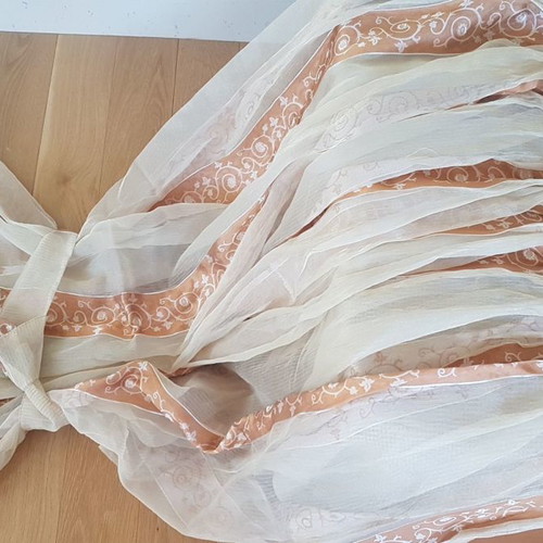 Curtains used set with dimensions 150W×232H