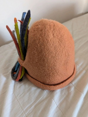 Wool handmade hat like new, multicolored