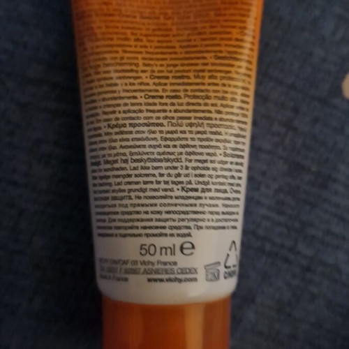 Vichy Capital Soleil SPF50 tinted sunscreen like new