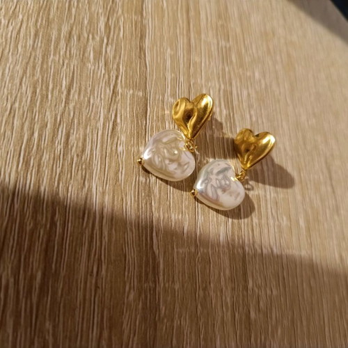 Stainless steel earrings new, white and gold