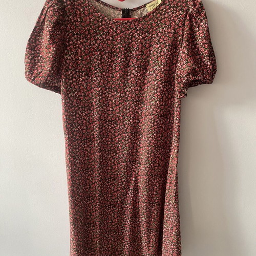Namaste dress medium used with puff sleeves and matching belt
