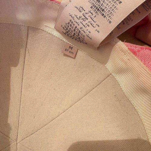Gucci hat new, pink, size M
