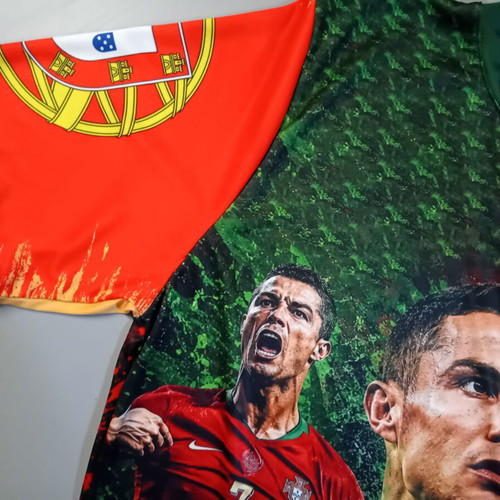 Ronaldo 7 Portugal acrylic commemorative t-shirt