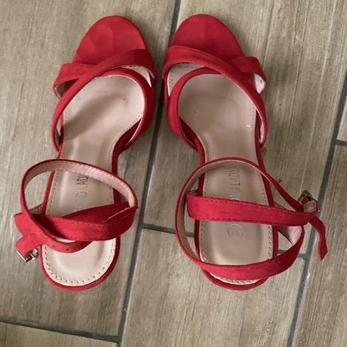 Red sandals used, size 37, platform style