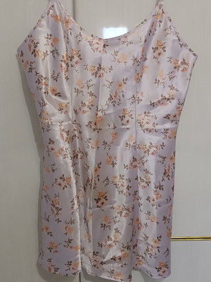 Nightgown satin, like new, knee-length, multicolor, size L