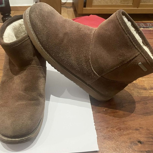 EMU Australia boots used, brown suede with fur, size 40