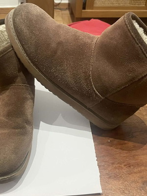 EMU Australia boots used, brown suede with fur, size 40
