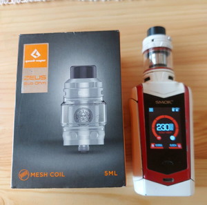 SMOK Species 230W μοδακι με TOUCH SCREEN.