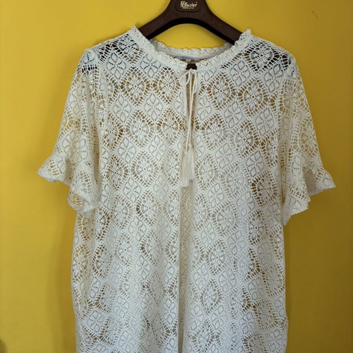 MS Mode Cream Crochet Lace Blouse with Tassel Neck and Attached Camisole, Size XL